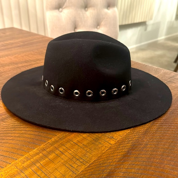 Black felt hat by ALLSAINTS - Picture 7 of 9